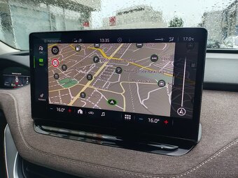 Škoda Enyaq iV Electric 132kW 118tkm Virtual Webasto ACC Qi - 16