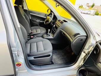 ŠKODA OCTAVIA 1.6 i BENZÍN  NAJETO JEN 109 TIS KM - 16