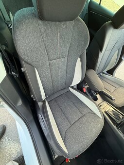 Škoda Scala 1.6 TDI 85kw DSG STYLE,R18,CarPlay,Kamera - 16