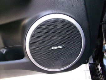 Mazda 6 Dynamic sport 2.5i 16V kombi,xenony,kůže,BOSE - 16