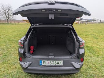 VW ID.4 GTX, 4x4, 10/2022, Matrix full výbava - 16