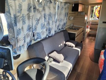 Hliníková loď s kajutou - 16