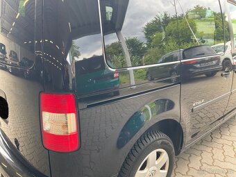 Volkswagen Caddy 1.6 MPi 75KW STYLE 7-MÍST TAŽNÉ VYHŘ .SEDAD - 16