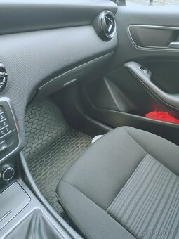 Mercedes A, 1.6, benzin, r.v. 2017 - 16