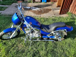Suzuki vs1400 intruder - 16