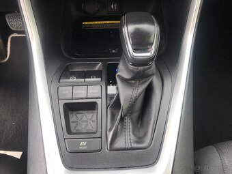 Toyota Rav4, 2.5 HYBRID 131 KW,AUTOMAT,DPH - 16