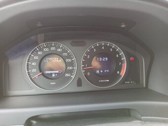 Volvo V70 2.5T P3 - 16