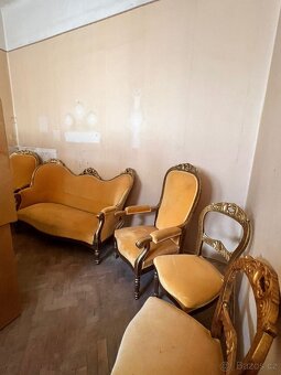 Výprodej starožitností - 16