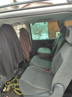 Ford Galaxy - 16