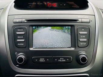 Kia Sorento 2.2CRDi 4x4 MANUÁL LED VÝHŘEV KAMERA SENZORY - 16