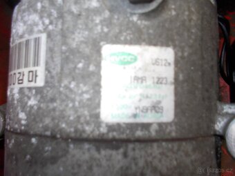 Díly 3. Hyundai ix20 - 16