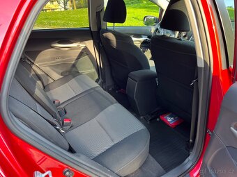 Toyota Auris 1.6 Valvematic - 16