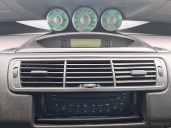 Citroën C8 2,0 HDI 16V 8 MÍST Nové STK Servis - 16