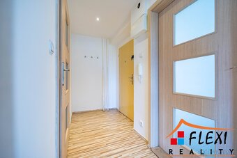 Pronájem částečné zařízeného bytu 2+kk s balkónem, 56,20 m², - 16