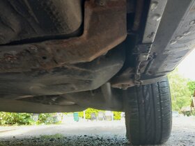 BMW 325ix kombi BMW E30 motor 6 válec pohon 4x4 - 16