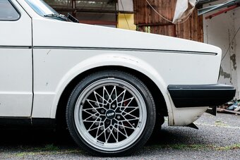 vw Golf MK1 1983 1.6D - 16