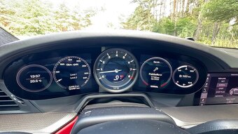 Porsche 911 4S - 16