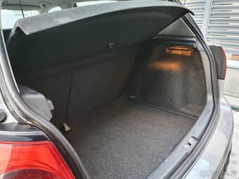VW  Golf V.  Trend 1.6/75kw - 16