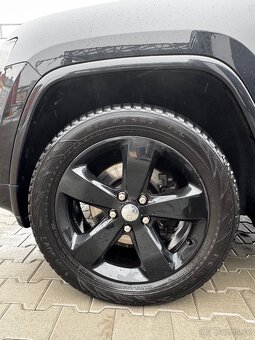 JEEP GRAND Cherokee OVERLAND, DPH - 16