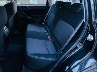 Subaru Forester 2.0D 4x4 MANUÁL DPH KAMERA TAŽNÉ SERVISKA - 16