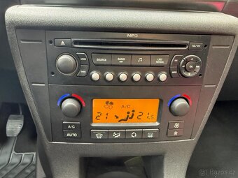 Citroen C4 1.4i 16V Původ ČR - 16