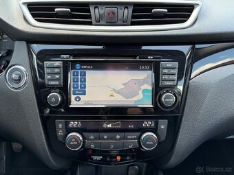 Nissan Qashqai 1.2 DIG-T 115 N-Connecta 2017 ČR Keyless+Pano - 16