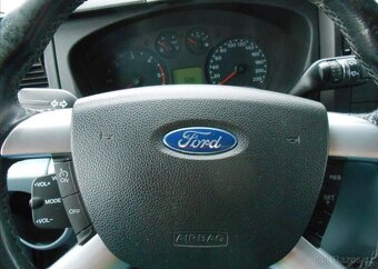 Ford Transit 2,2 92 kW LONG 6 Míst Serviska nafta - 16