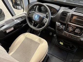 Zapůjčení obytného vozu Eura Mobil, 4 osoby, NEOMEZENÉ KM - 16