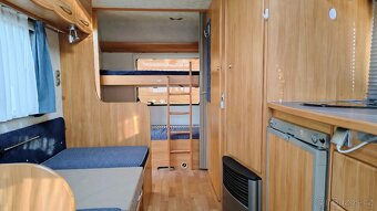 Adria Adora 502 UK solar 2m/trakční baterie 1600Wh/měnič - 16