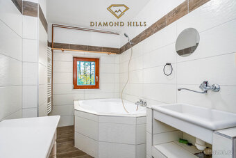 Prodej rodinného domu 6+kk, 421m², Malešov - 16