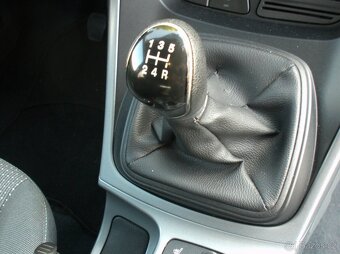 Ford C-MAX 1,6 16V PDC,vyhřív.sklo+sedad.,NAVI,92KW - 16