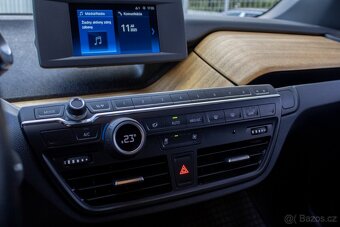 BMW i3 120ah 125kw BEV - TOP STAV - 16