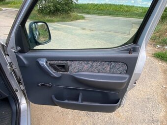 Citroen Berlingo 2.0 HDI 66 kW tažné 194tkm nové ČR serviska - 16