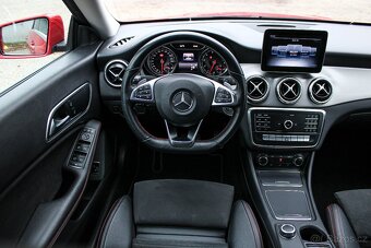 Mercedes-Benz CLA Kupé 180 AMG Line A/T - 16