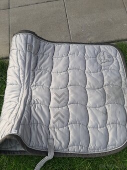 Eskadron podsedlovky - 16