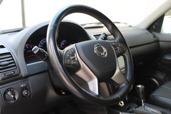 SsangYong Rexton 2.2e-Xdi 131kW 4x4 7Míst 5/2016 LED NAVI - 16