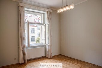 Prodej  prostorného bytu 3+1 130m2 s výhledem na Pražský hra - 16
