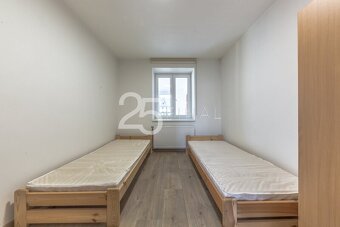 Prodej multifunkčního rodinného domu v obci Kosmonosy - 16