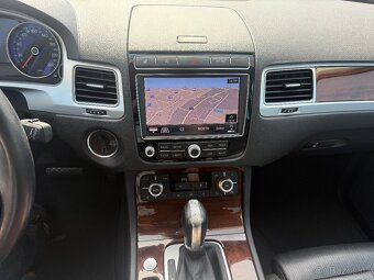 Volkswagen Touareg 3.0 TDI 193 KW, 1. Majitel, ČR, bez DPH - 16
