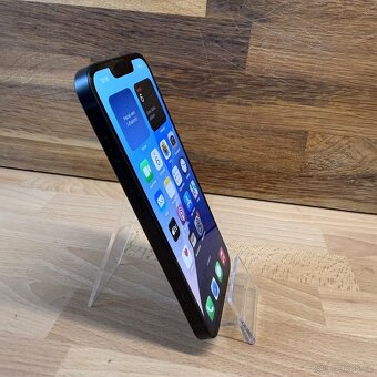 iPhone 14 256GB černý (12 měsíců záruka) - 16