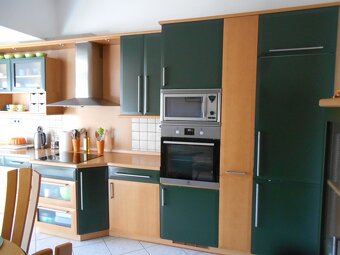 Prodej krásného RD se zahradou u Hradce Králové - 16