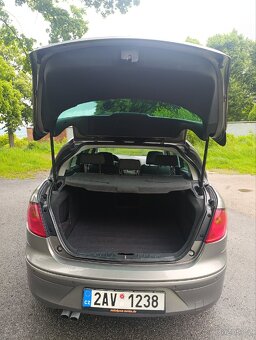 SEAT TOLEDO 2.0TDI 103KW DSG / AUTOMAT 2005 SERVISKA - 16