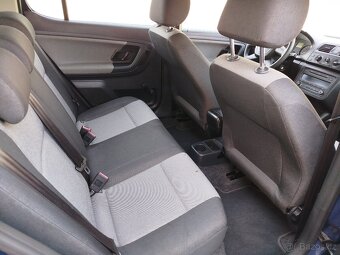 Škoda FABIA 1.2i, FACELIFT r.v. 11/2010, najeto 145.012km - 16