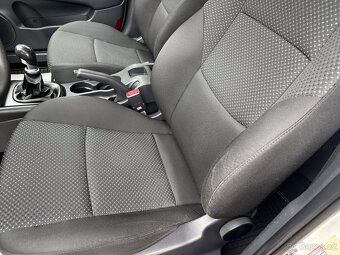 Hyundai i30 CW 1.6Crdi 66kw FIFA - 16