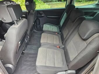 VW Sharan 2.0 TDI 103kW,4x4,Xenon,Navi,Serviska. - 16