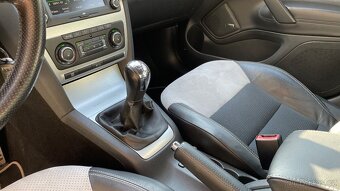 ŠKODA OCTAVIA 2.0TSI RS XENONY - 16