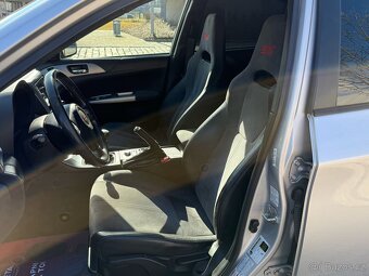 Subaru Impreza WRX STI - 16