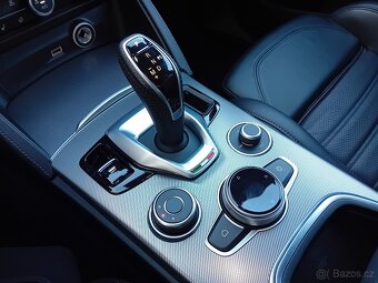ALFA ROMEO 2,0T 280k Q4 VELOCE /STAV NOVÉHO VOZU/DPH/ - 16