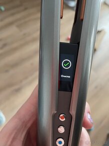 Dyson Airstrait - 16