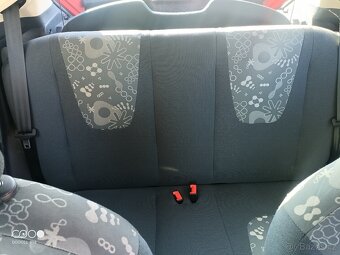 Ford KA bouraný,,lze nastartovat a popojet - 16